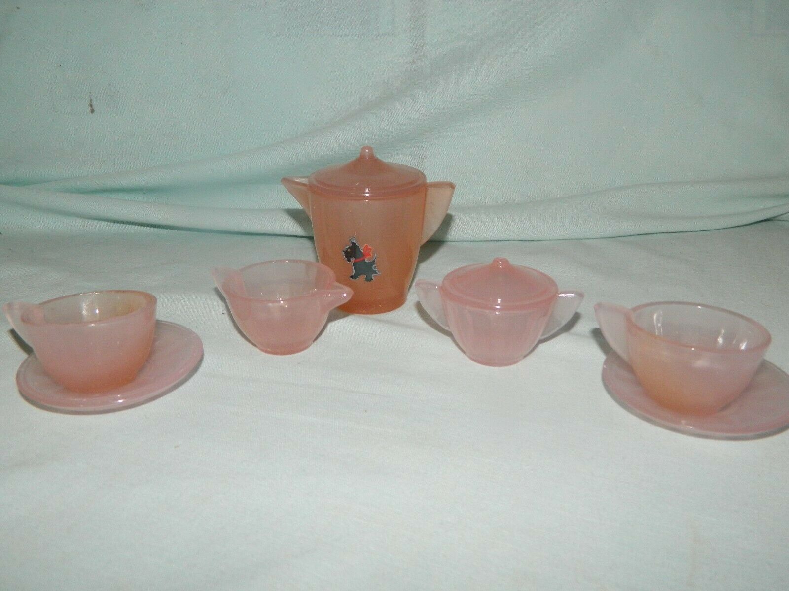 Lovely 9 Piece Scotty Dog Pink Retro Glass Children's Child Tea Coffee Set