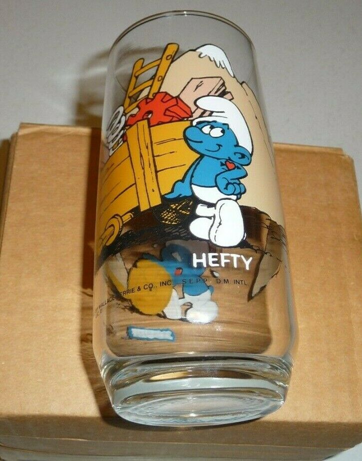 Peyo, Wallace Berrie & Co. Smurf Drinking Glass Hefty 1982 Usa